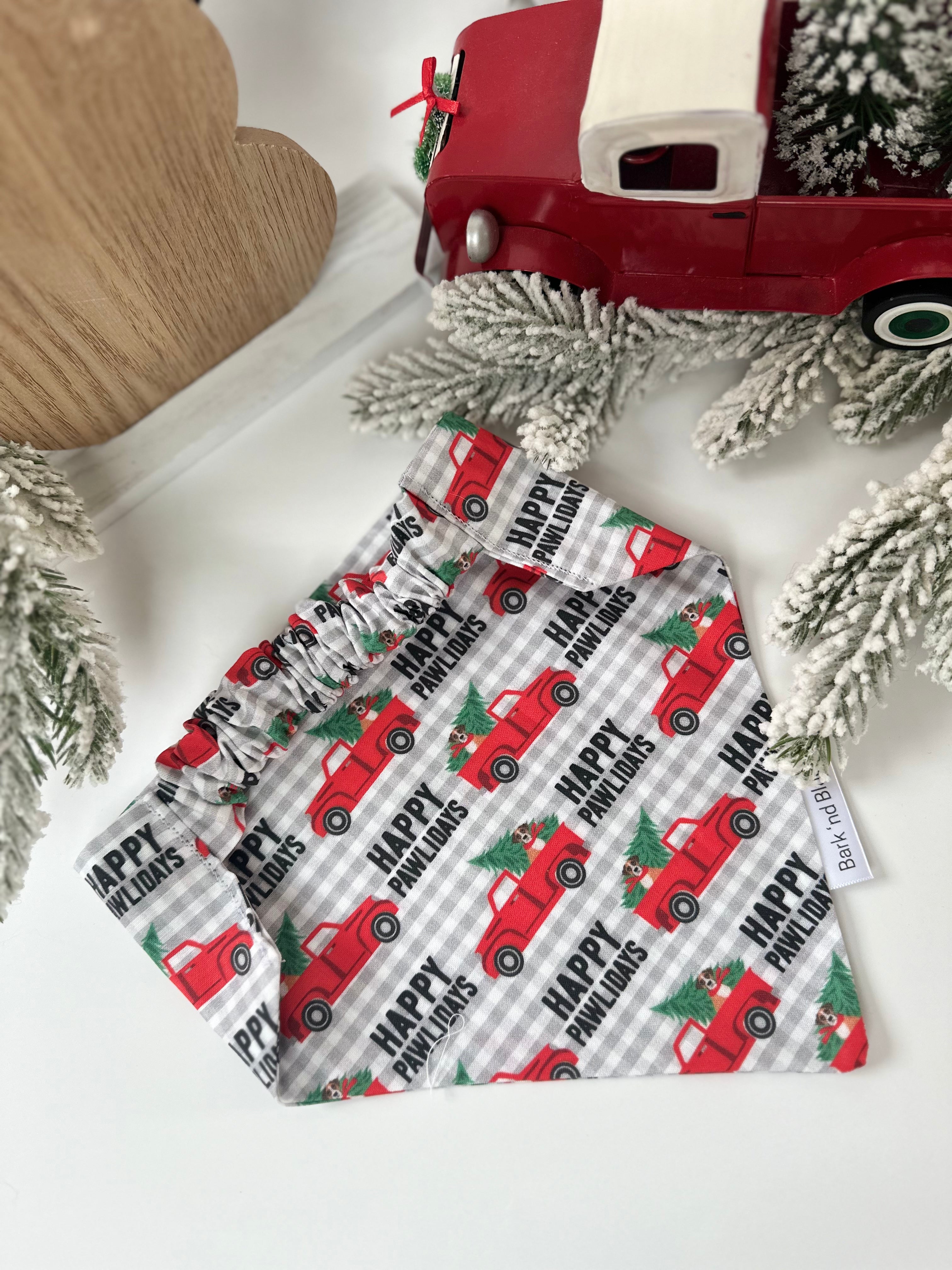 Happy Pawlidays Bandana