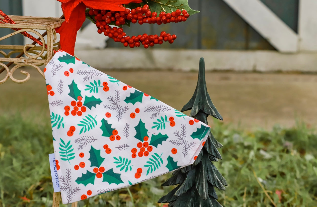 Kiss me under the Mistletoe Bandana