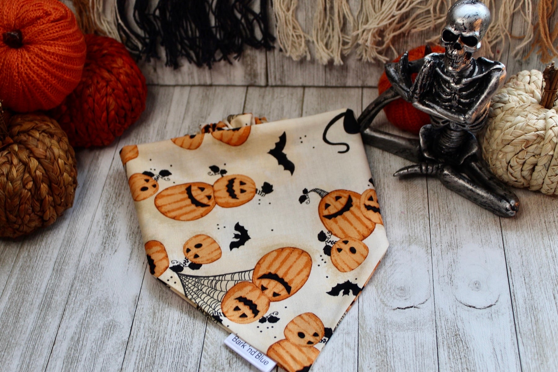 Give 'em Pumpkin to talk about Bandana